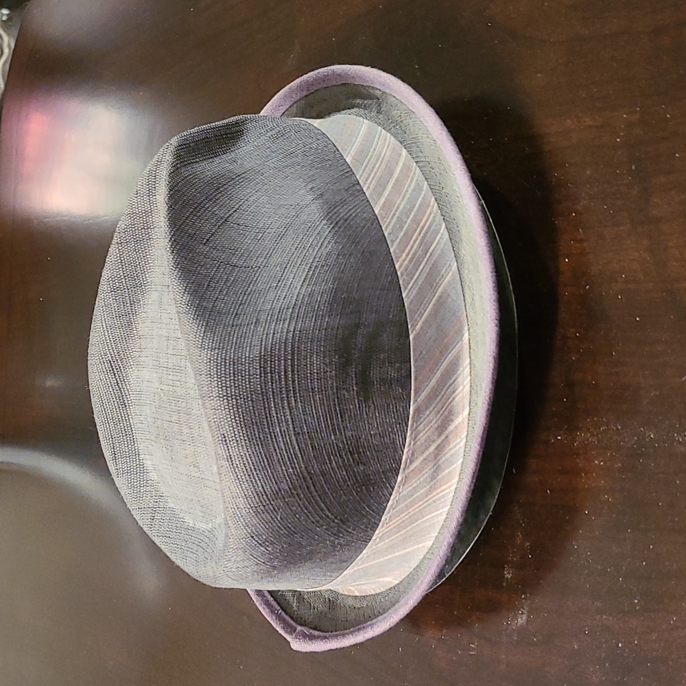 Fedora - Picture 2 of 5